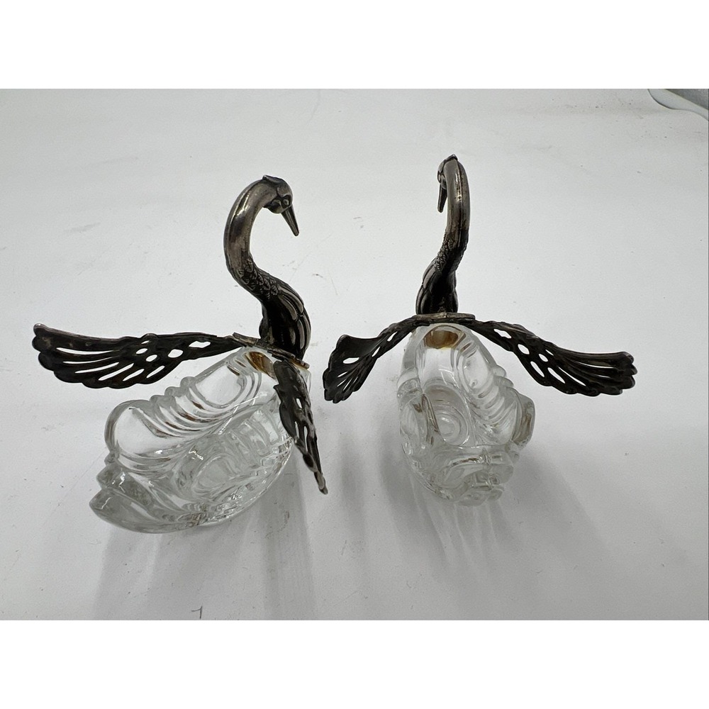 Vintage Swan Salt Cellars, Silver Plated, Articulated Wings, Clear Glass, Pair - Picture 6 of 11